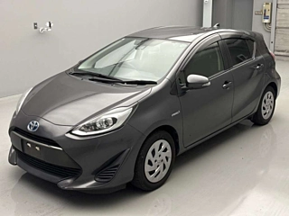 TOYOTA AQUA 2018