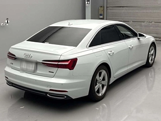 Заказать AUDI A6