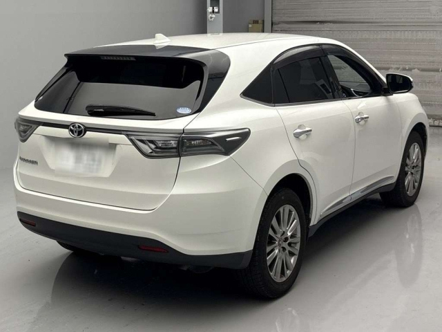 TOYOTA HARRIER 2016