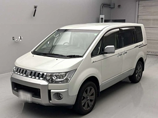 MITSUBISHI DELICA D5 2018