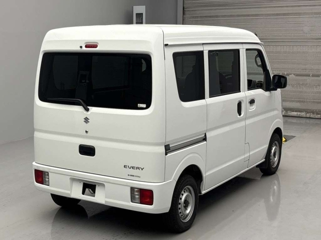SUZUKI EVERY 2023
