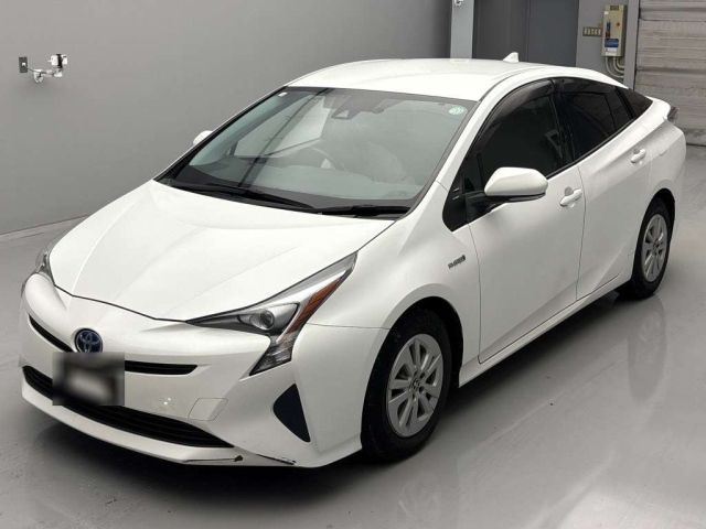 TOYOTA PRIUS 2018