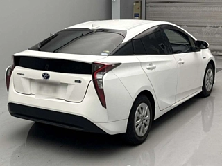 TOYOTA PRIUS 2018