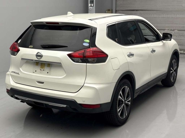 NISSAN X-TRAIL 2017