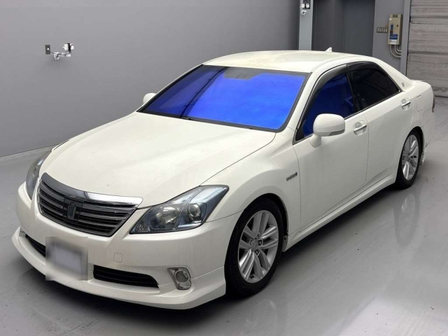 TOYOTA CROWN 2010