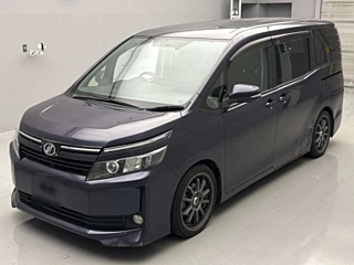 TOYOTA VOXY 2015