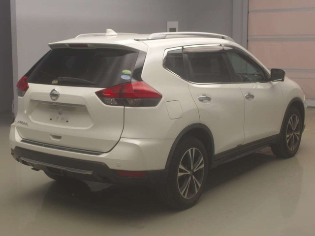 NISSAN X-TRAIL 2017