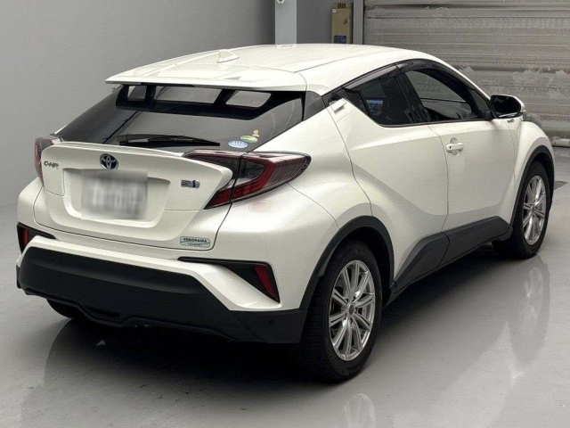 TOYOTA C-HR 2017