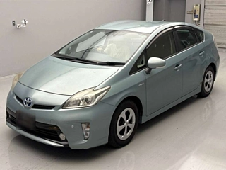 TOYOTA PRIUS 2013