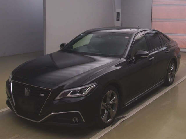 TOYOTA CROWN 2018