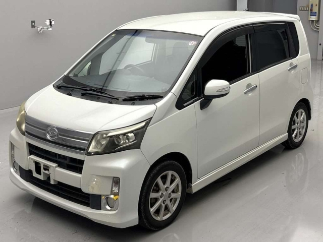 DAIHATSU MOVE 2014