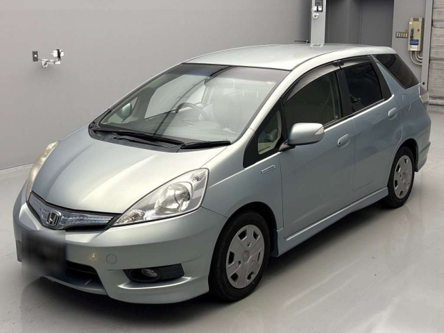 HONDA FIT SHUTTLE 2013