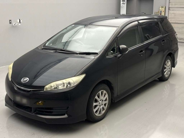 TOYOTA WISH 2014