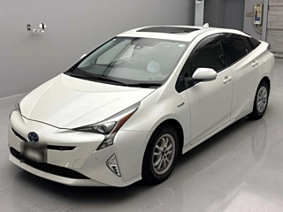 TOYOTA PRIUS 2018