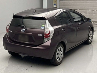 TOYOTA AQUA 2014