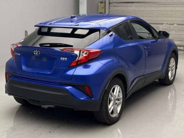 TOYOTA C-HR 2021