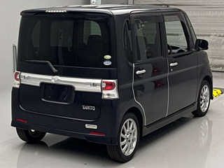 DAIHATSU TANTO 2008