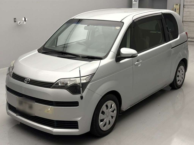 TOYOTA SPADE 2014