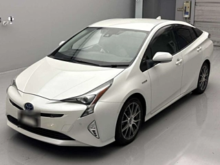 TOYOTA PRIUS 2017