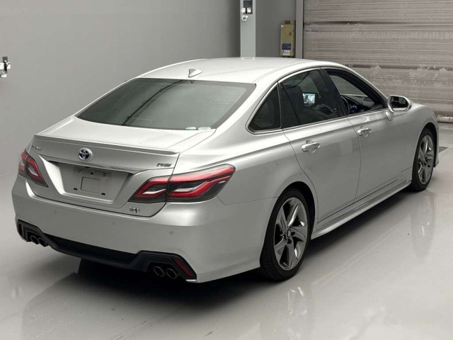 TOYOTA CROWN 2020