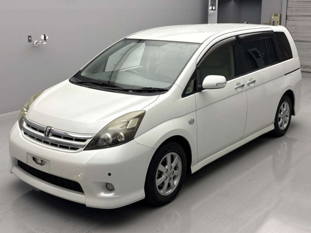 TOYOTA ISIS 2010