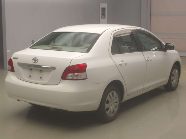 TOYOTA BELTA 2009