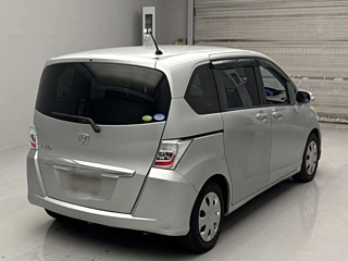 HONDA FREED 2012