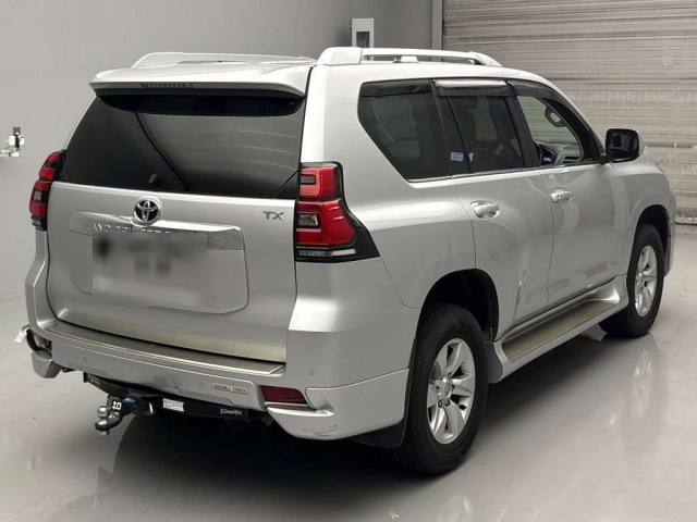 TOYOTA LAND CRUISER PRADO 2019