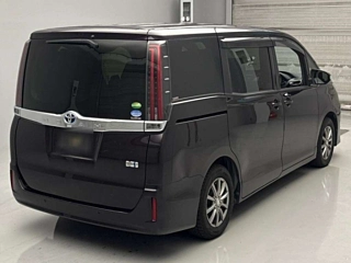 TOYOTA NOAH 2020