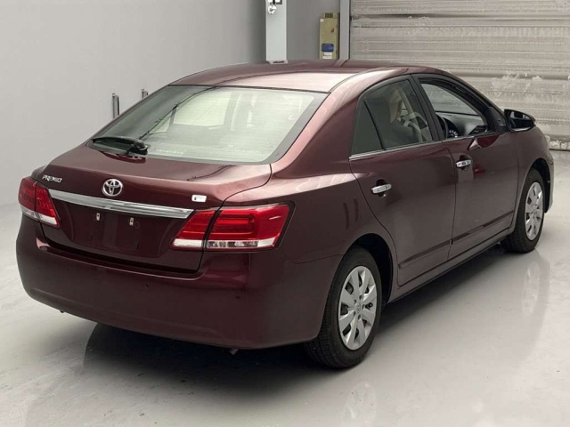 TOYOTA PREMIO 2020