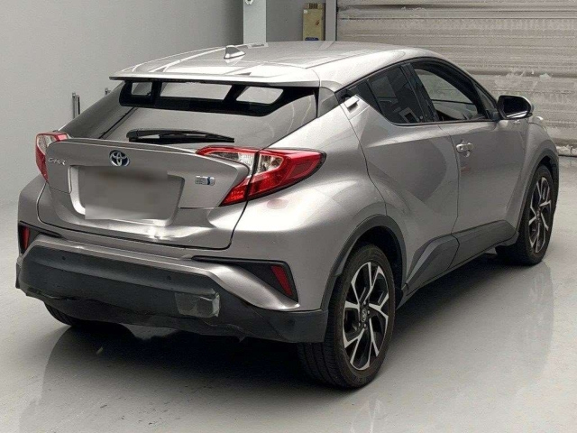 TOYOTA C-HR 2017