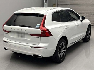 VOLVO XC60 2019