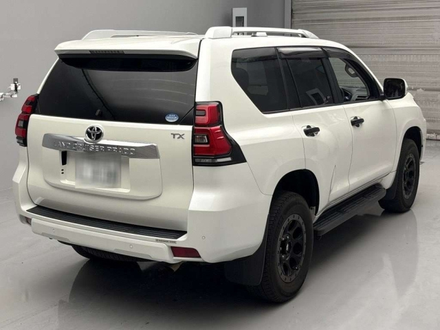 TOYOTA LAND CRUISER PRADO 2019