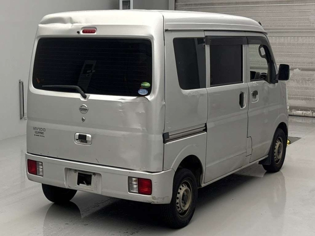 NISSAN CLIPPER VAN 2015