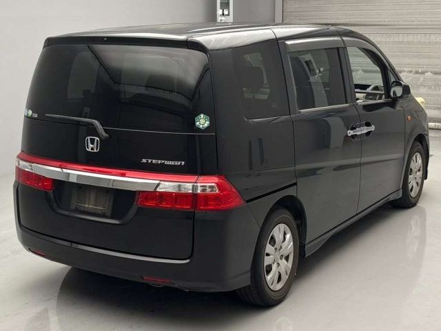 HONDA STEP WAGON 2009