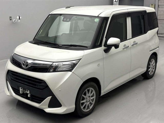 TOYOTA TANK 2019