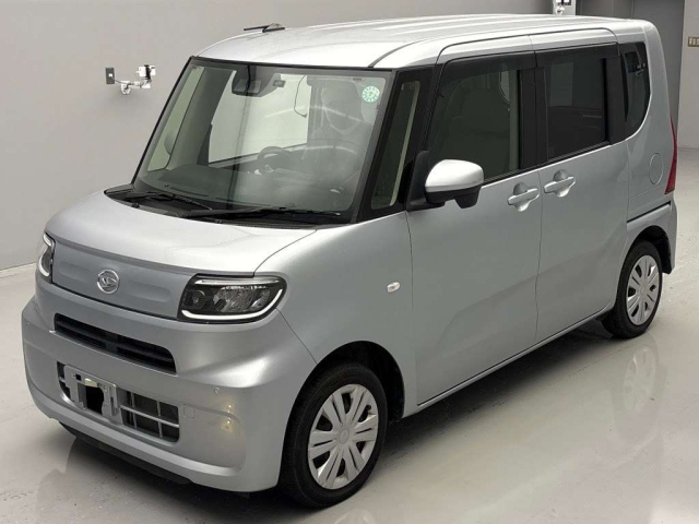 DAIHATSU TANTO 2021