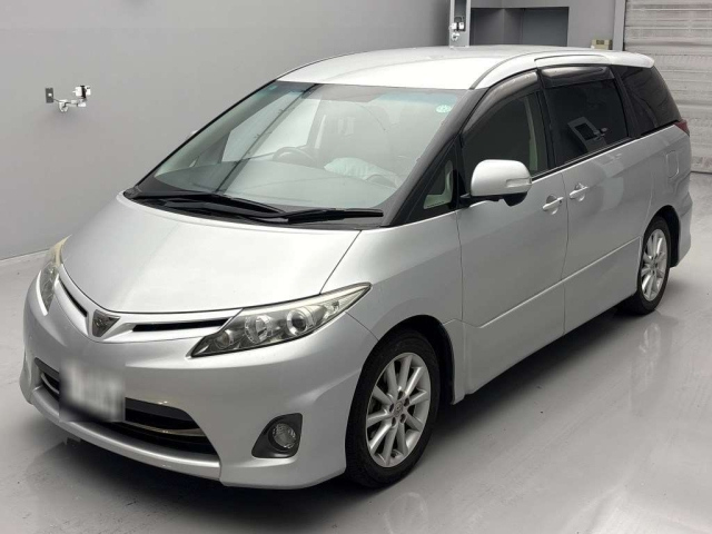 TOYOTA ESTIMA 2009