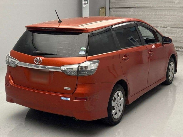TOYOTA WISH 2014