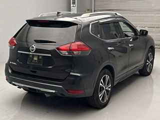 NISSAN X-TRAIL 2017