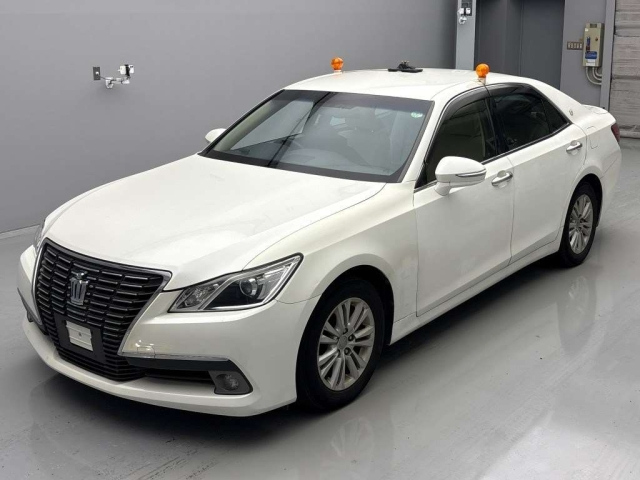 TOYOTA CROWN 2014