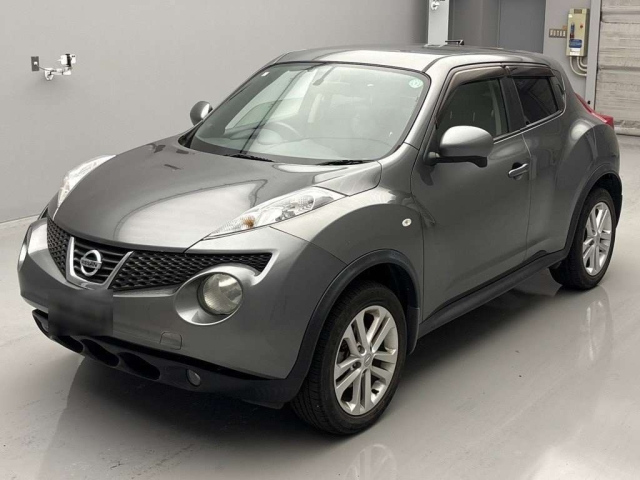 NISSAN JUKE 2011
