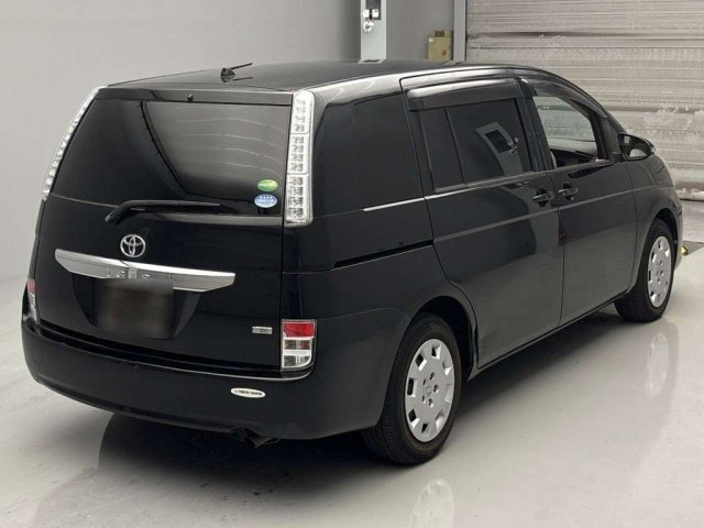 TOYOTA ISIS 2014