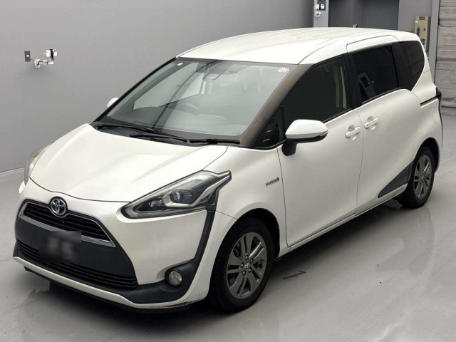 TOYOTA SIENTA 2016