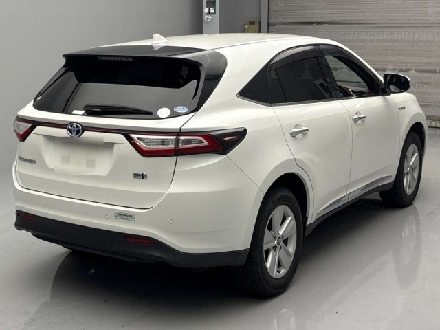 TOYOTA HARRIER 2018