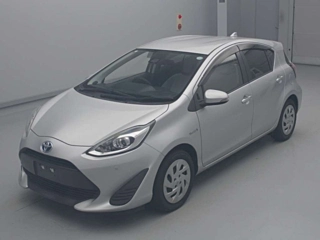 TOYOTA AQUA 2018