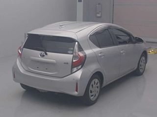 TOYOTA AQUA 2018