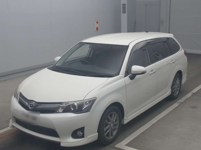 TOYOTA COROLLA FIELDER 2014