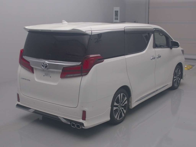 TOYOTA ALPHARD 2023