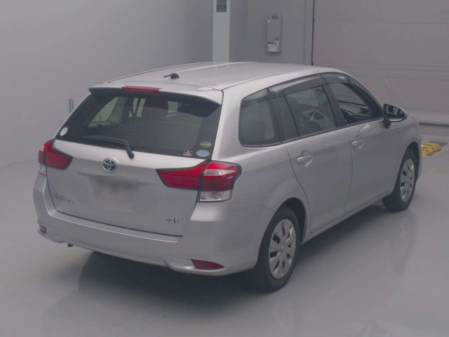 TOYOTA COROLLA FIELDER 2016